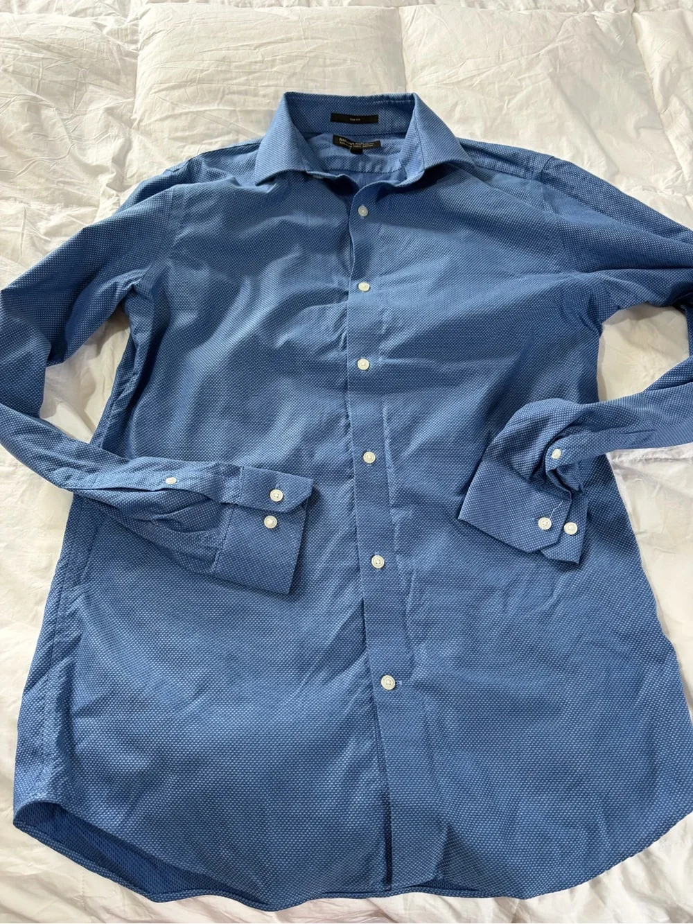 Banana Republic Men's Light Blue Textured Dress Shirt